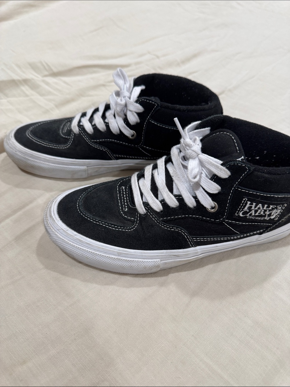 Half Cab Vans Kids Black Suede Mid-Top Sneakers with White Laces